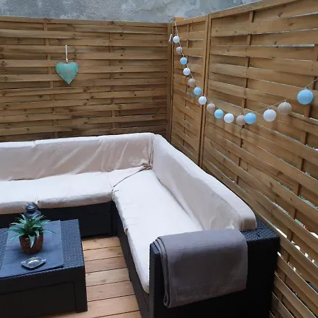 Private Interior Terrace Near New York Cafe *