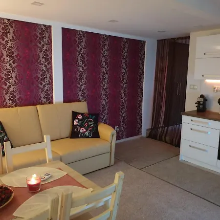 Apartment Private Interior Terrace Near New York Cafe *